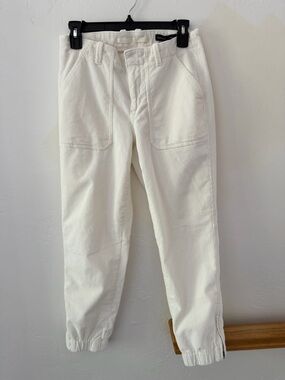 Banana Republic Off-White Skinny Corduroy Pants